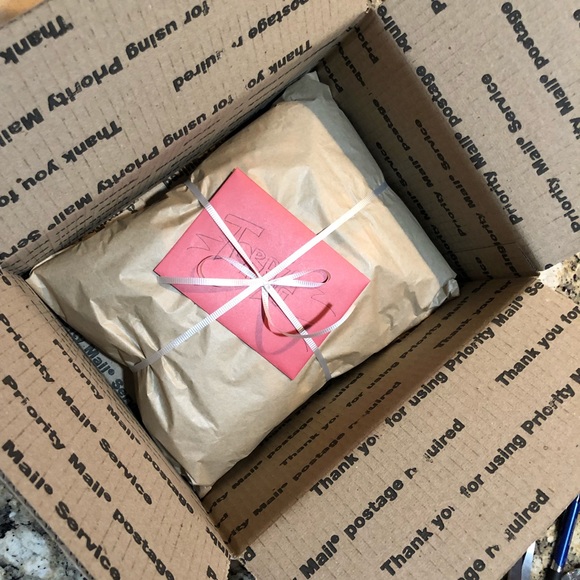 Shop with confidence, learn about me 😊 - Picture 5 of 8